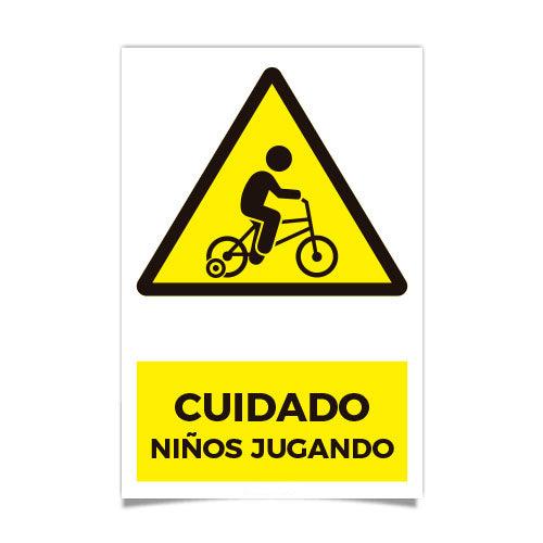 Cuidado Niños Jugando